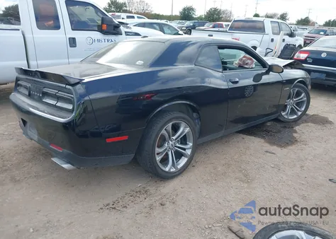 2021 Dodge Challenger R/T z USA, uszkodzony, nr VIN 2C3CDZBT7MH551643